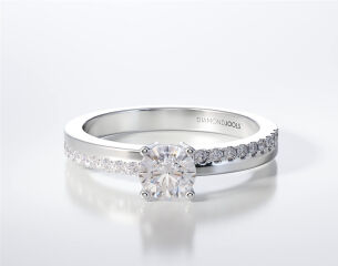 SOLITAIRE RING  LR325